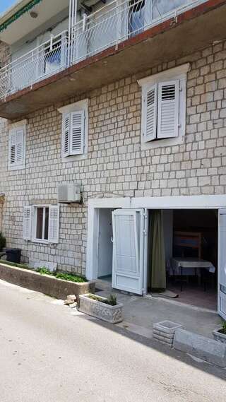 Апартаменты Seashore 4 apartment Lepetane Tivat Montenegro Тиват Апартаменты с 1 спальней-3
