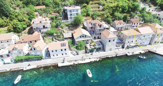 Апартаменты Seashore 4 apartment Lepetane Tivat Montenegro Тиват-3